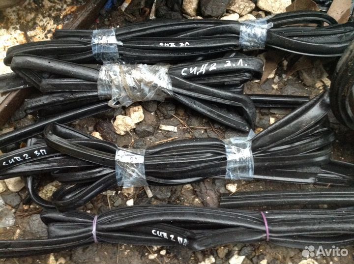 Молдинг уплотнитель Киа Сид Kia Ceed 2