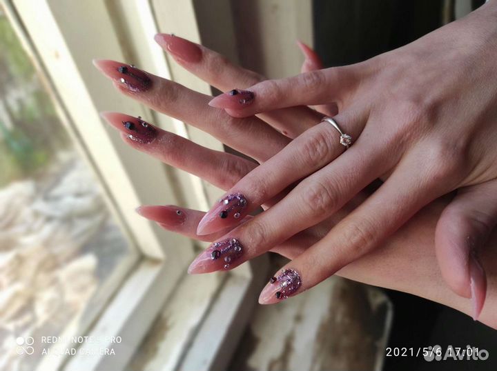 Маникюр, шеллак, наращивание ногтей на дому