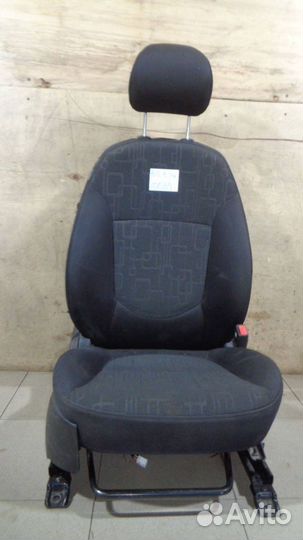 Сиденье переднее правое Kia RIO 3 (UB)