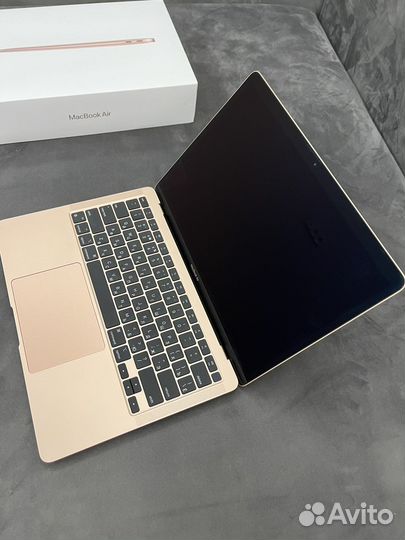 Macbook air 13 2020 m1
