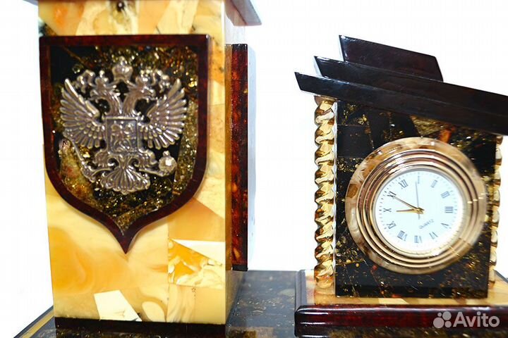 Письменный набор из янтаря