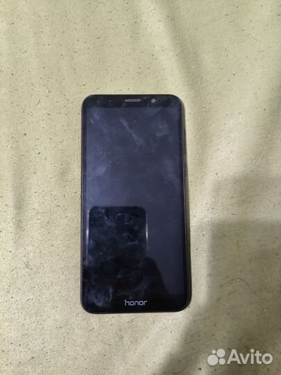 HONOR 10, 4/64 ГБ