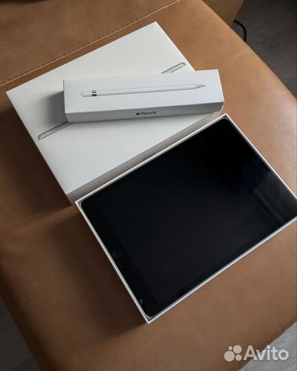 Apple iPad 10,2