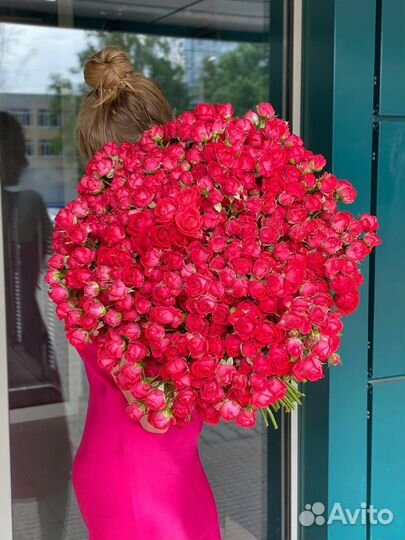 Роза кустовая букет