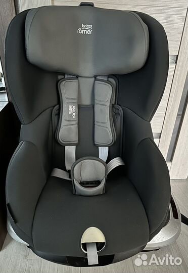 Автокресло britax romer trifix2 i size