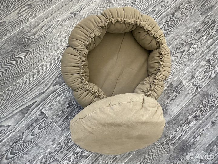 Лежанка для кошки (маленьких пород собак)