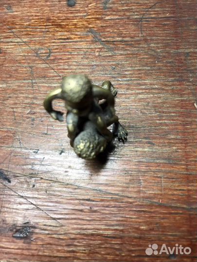 Композиция из бронзы