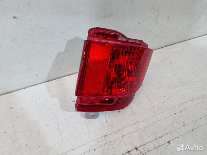 Фонарь противотуманный задний правый Toyota Land