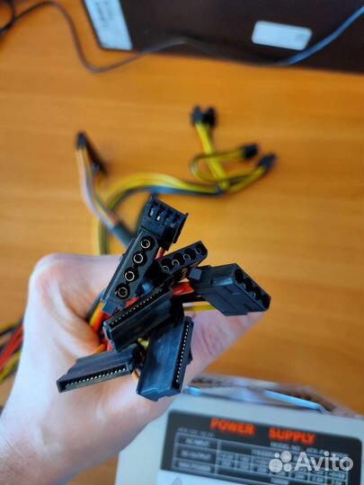 Блок питания 1000w 6+6+2 pin