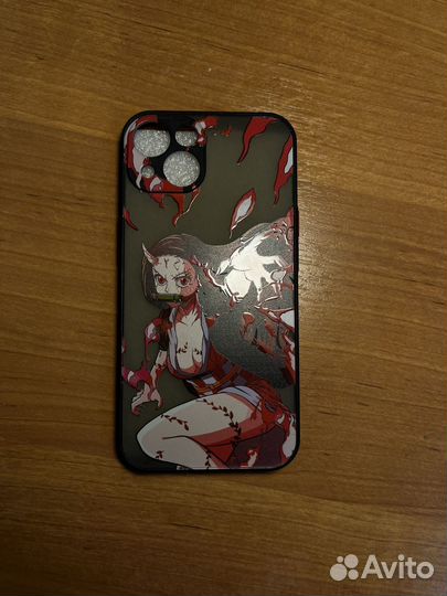 Чехол на iPhone 13