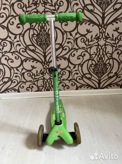 Самокат Mini Micro led без тормоза