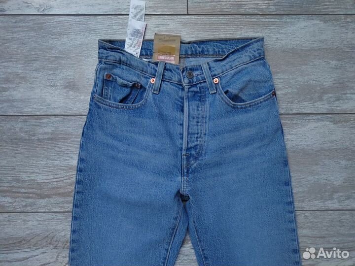 W24/L30. Levis Women 501 Original Jeans 12501-0326