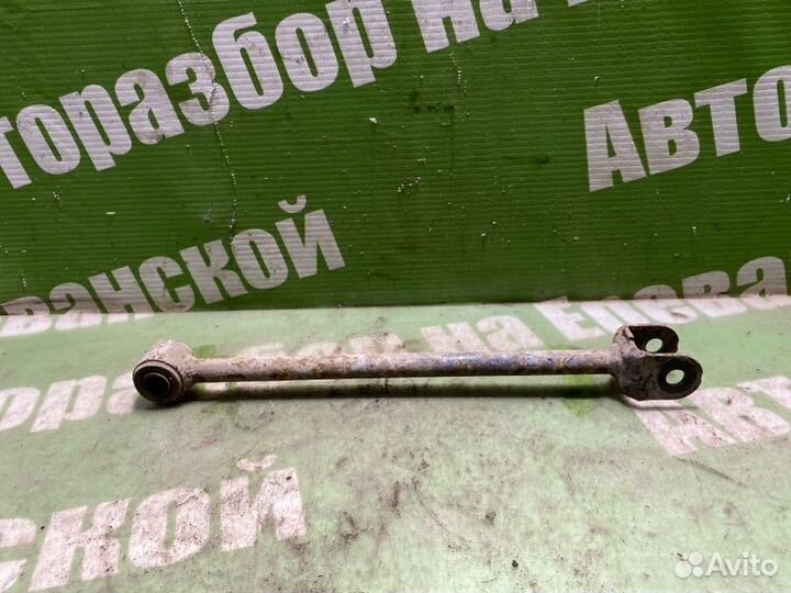 Рычаг подвески задний Toyota Avensis AT220 4A-FE