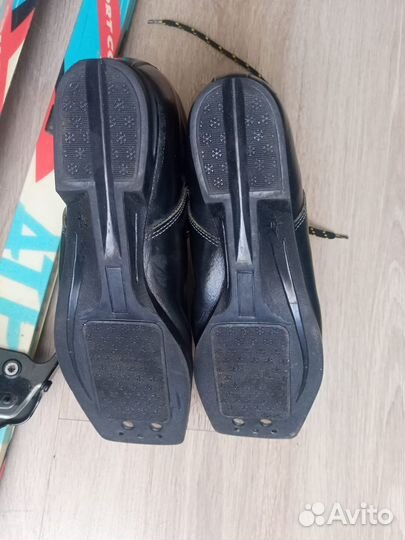 Лыжи беговые пластиковые