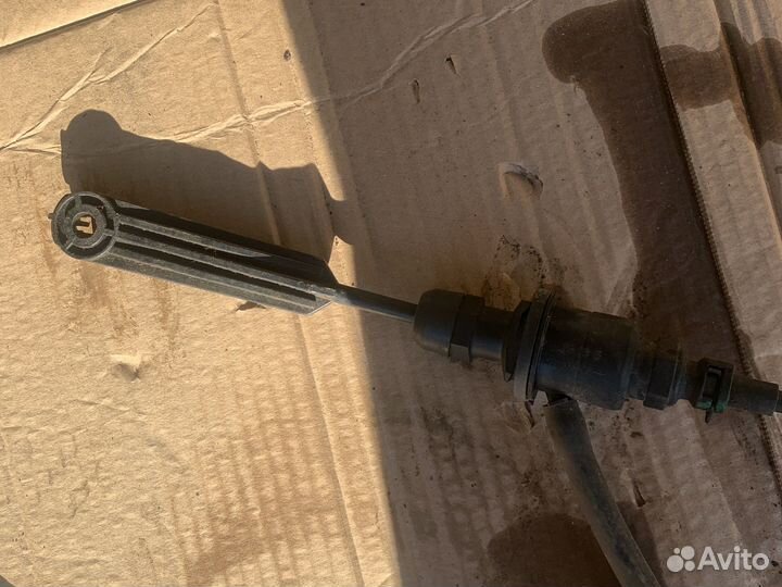 Главный цилиндр сцепления renault laguna 3