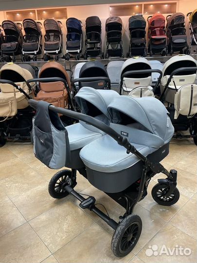 Коляска для двойни 2 в 1 Riko Basic Saxo серый