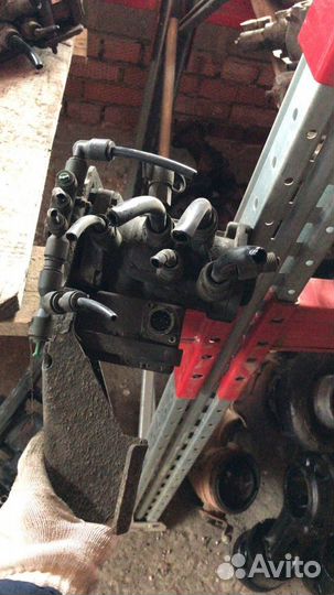 Кран управления тормозами прицепа Renault