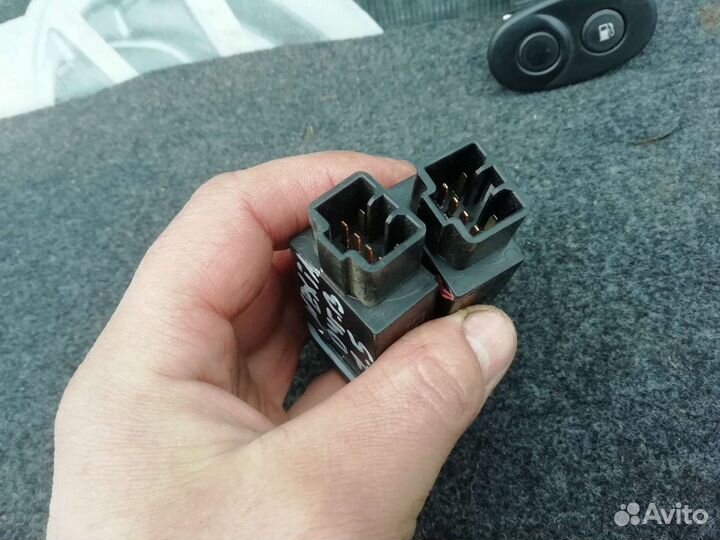 Кнопка аварийки обогрева Daewoo Nexia 1 1.5мт 1995