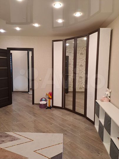 2-к. квартира, 64,7 м², 2/9 эт.