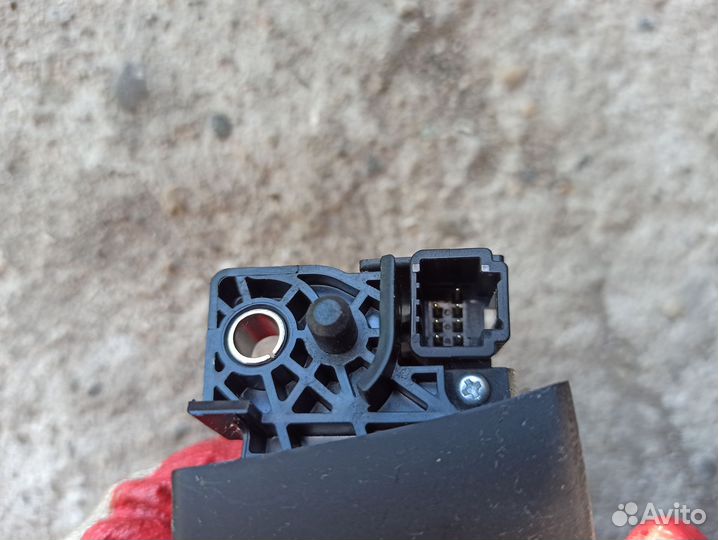 Джойстик магнитолы Renault Fluence