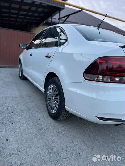 Volkswagen Polo 1.6 AT, 2018, 280 000 км