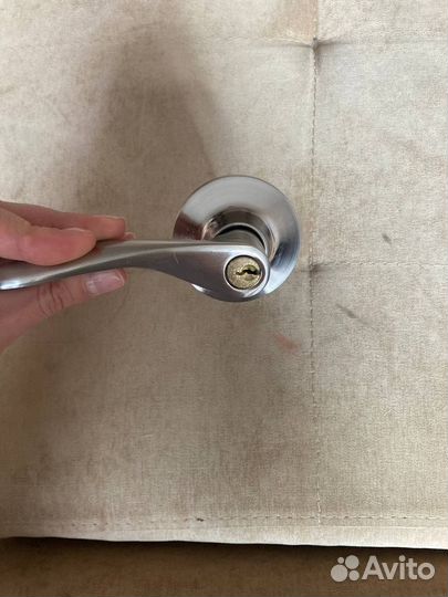Дверная ручка