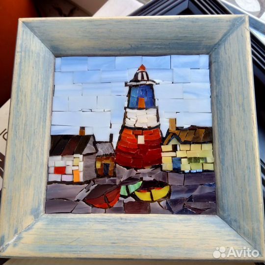 Картина. Панно из мозаики «Маяк». Витражное стекло