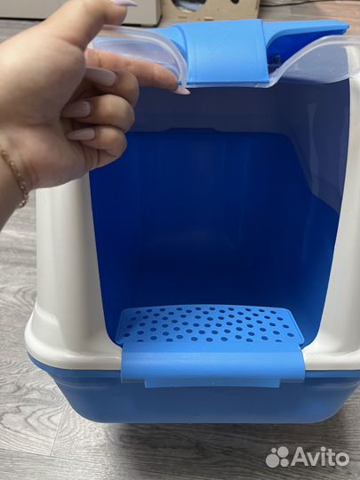 Закрытый лоток для кошек большой