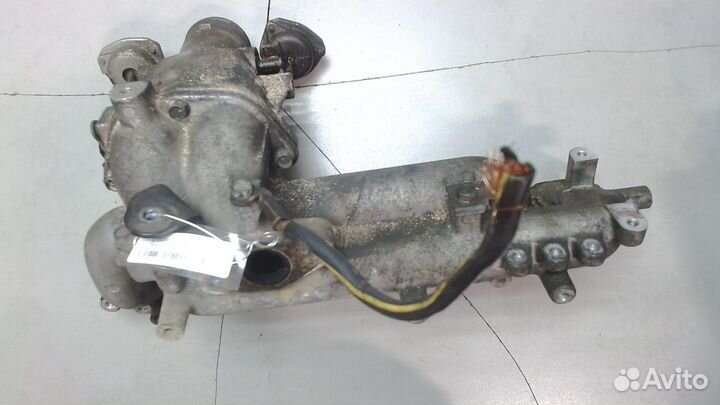 Коллектор впускной Nissan Terrano 2, 2004