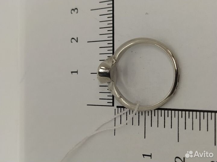Золотое кольцо с камнем 17р