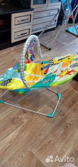 Шезлонг для новорожденных