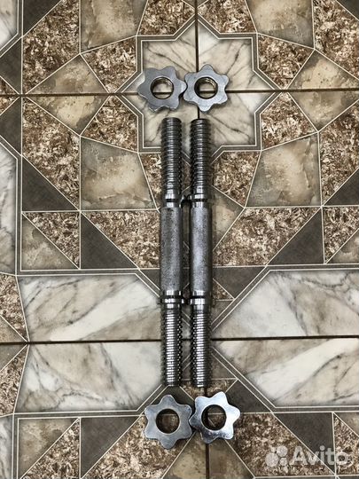 Спортивные блины и гантели