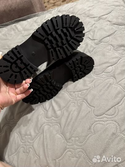 Ботинки женские зимние 40 размер новые