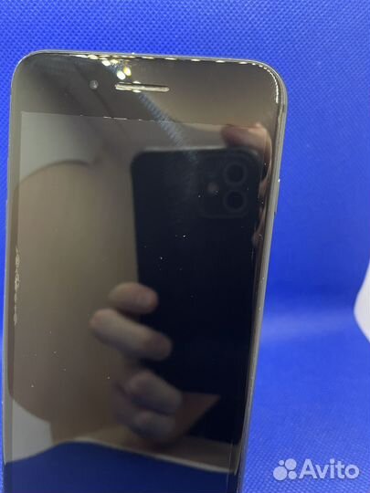 iPhone 8 Plus, 64 ГБ