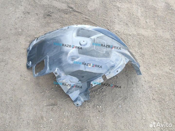 Передняя часть подкрылка переднего правого BMW X5