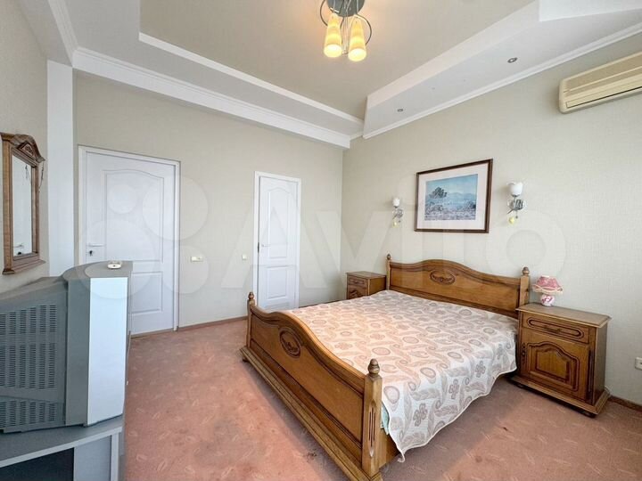 2-к. квартира, 68 м², 5/6 эт.