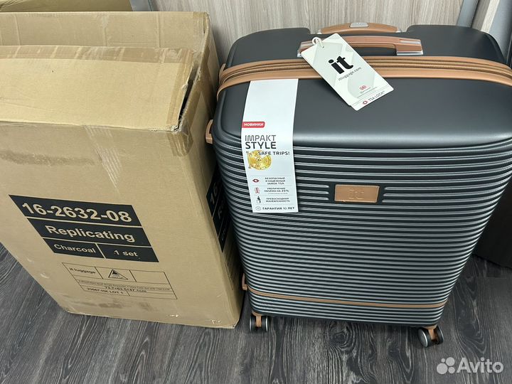 It luggage Чемодан ABS пластик 80 см 159 л