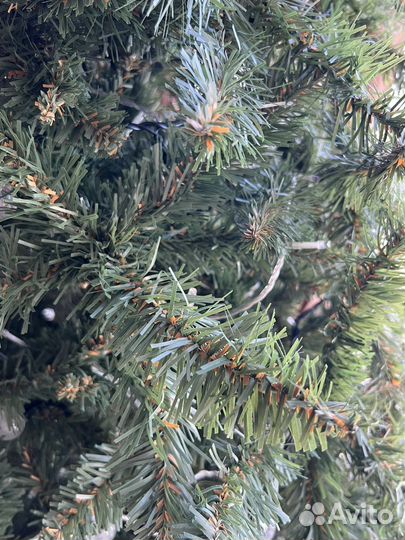 Елка искусственная 240