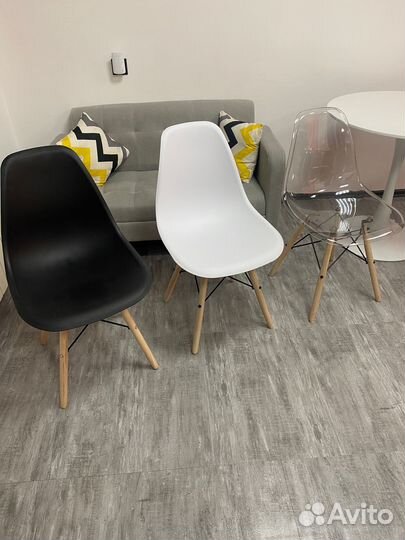 Стулья кухонные Eames в наличии