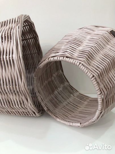 Кашпо плетеное