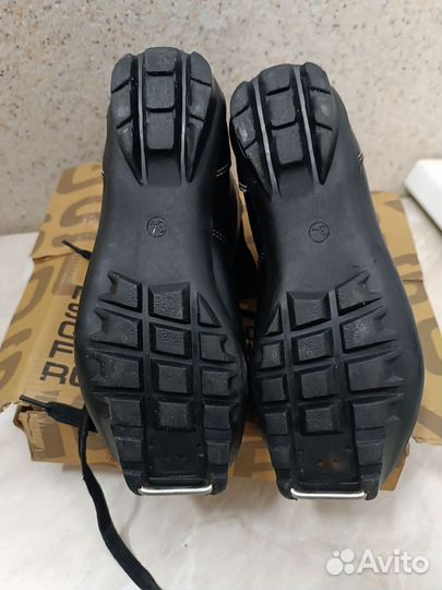 Лыжные ботинки NNN 34р