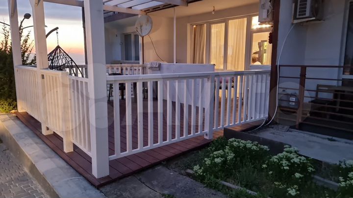 Апартаменты-студия, 30 м², 1/4 эт.