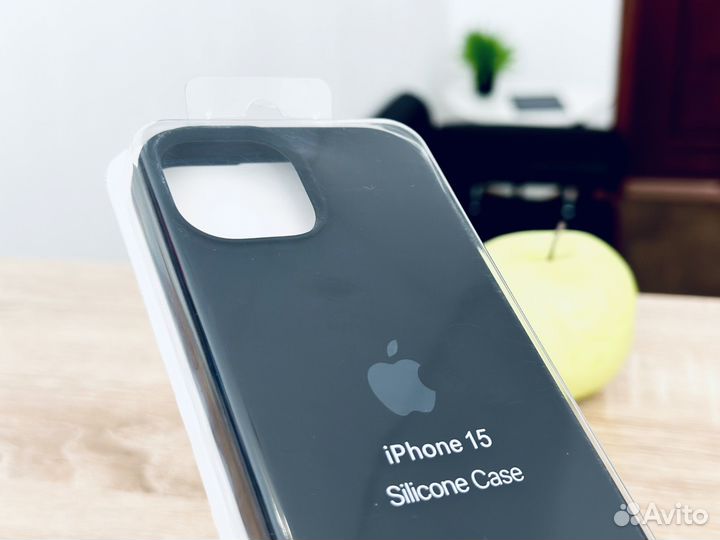 Чехол Silicone Case на iPhone 15