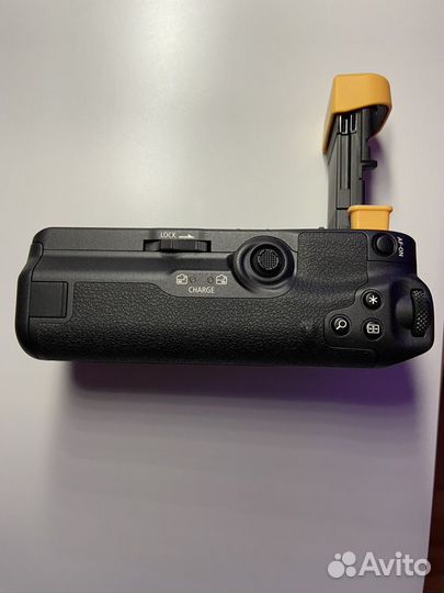 Cannon Battery Grip/Держатель аккумуляторов BG-R10