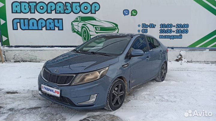 Крышка зеркала внутренняя левая Kia Rio 3 87651-4Y