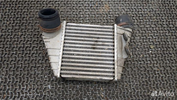 Радиатор интеркулера Skoda Octavia Tour, 1997