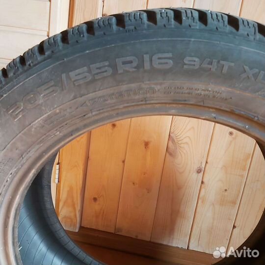 Nokian Tyres Hakkapeliitta 8 205/55 R16 94T