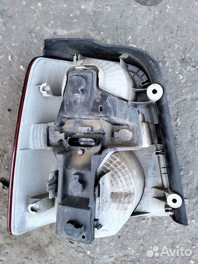 Фонарь задний правый для VW Touran 2003-2010