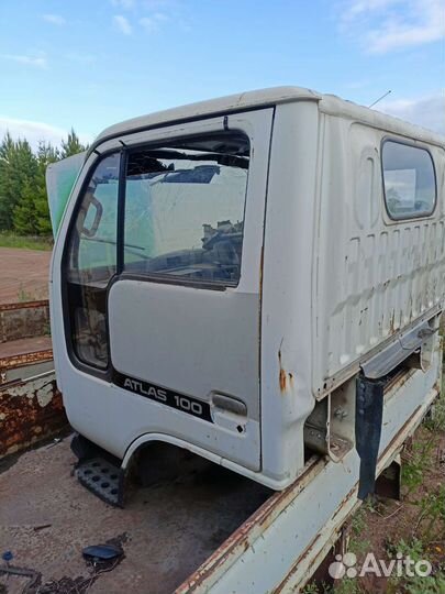 Кабина nissan атлас P4f23