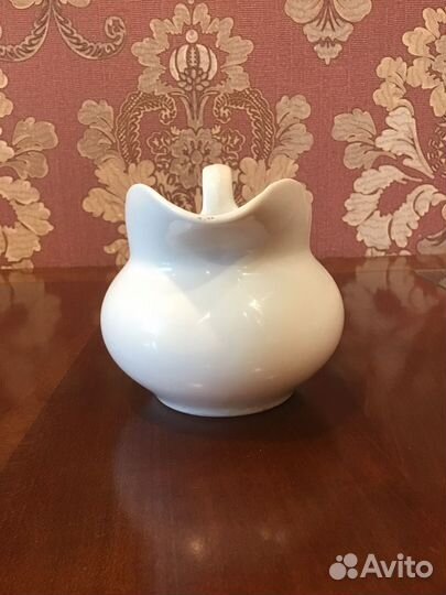 Молочник белый кузнецов